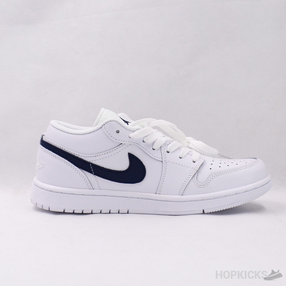 Nike air jordan shop 1 low white obsidian